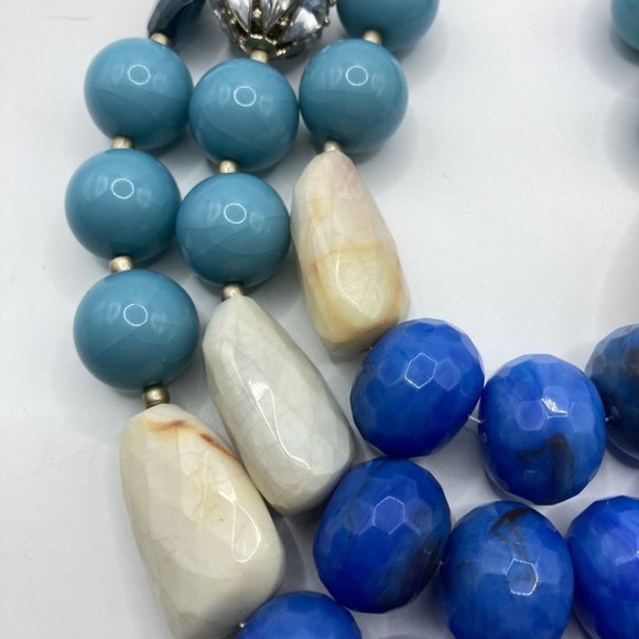 Triple Strand Acrylic Faceted Beads Wood Gold Tone LYNDELL NYC Designer Necklace - Picture 4 of 14